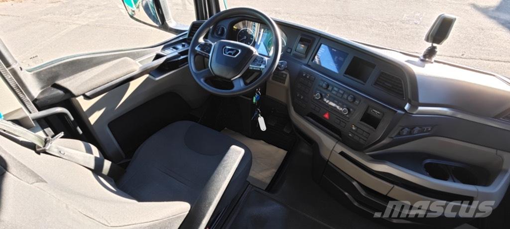 MAN TGX 18.470 Camion à rideaux coulissants (PLSC)