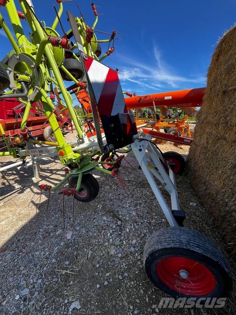 CLAAS Volto 900 T Rateau faneur