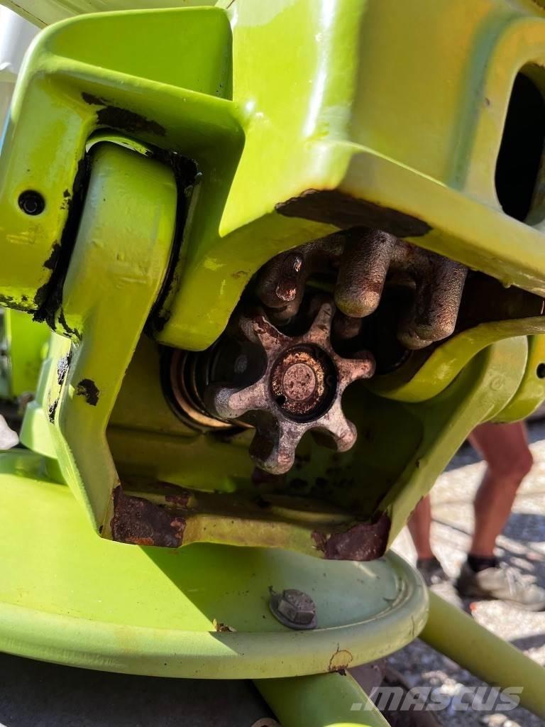 CLAAS Volto 900 T Rateau faneur