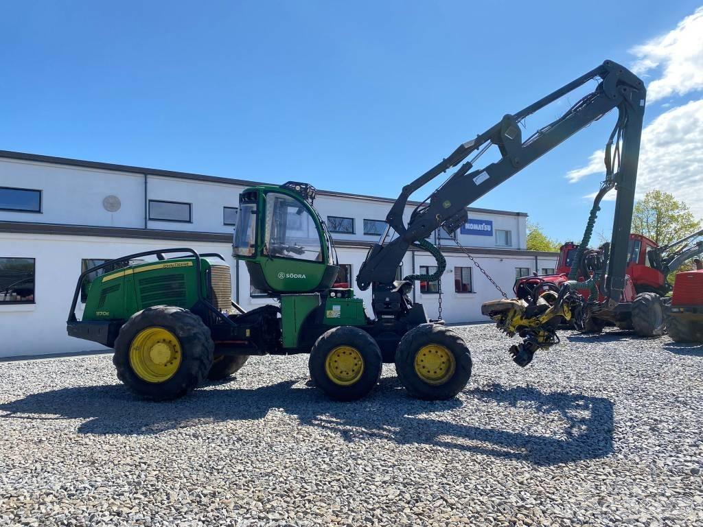 John Deere 1170 E Abatteuse