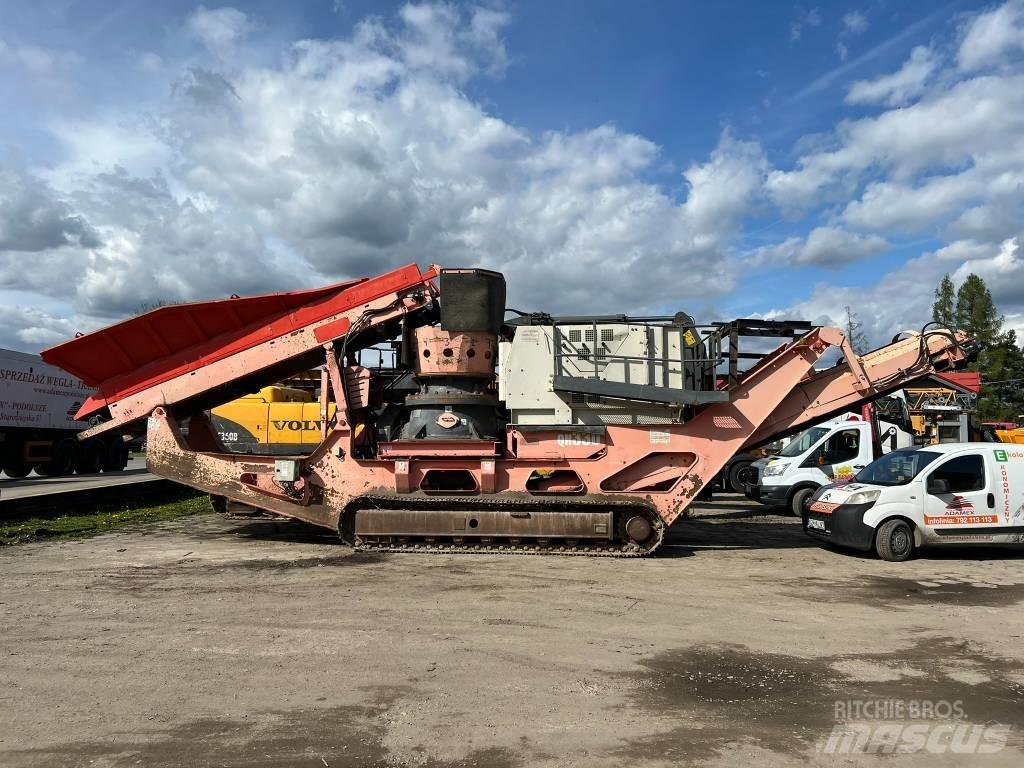 Sandvik QH 330 Concasseur mobile