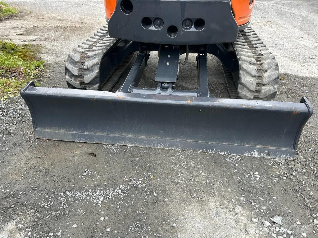 Hitachi ZX 38 U-6 Mini pelle < 7t