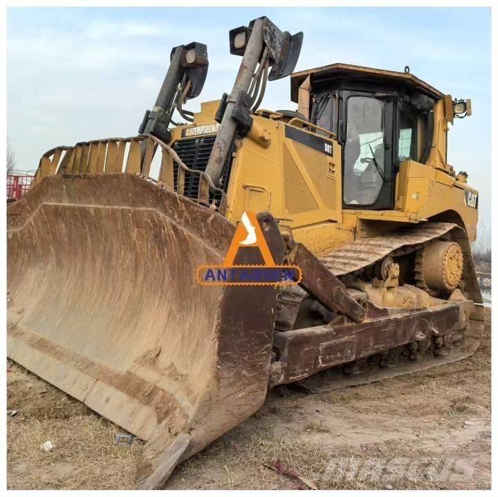 CAT D 8 T Bouteurs sur chenilles