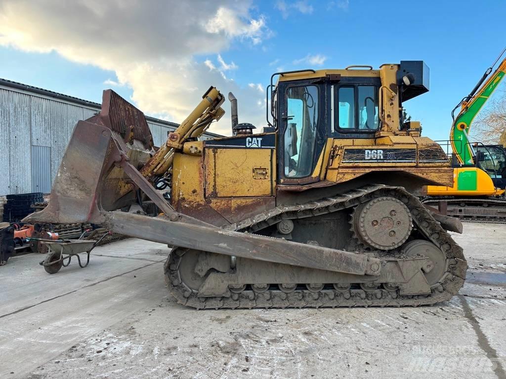 CAT D 6 R DS XL II Bouteurs sur chenilles