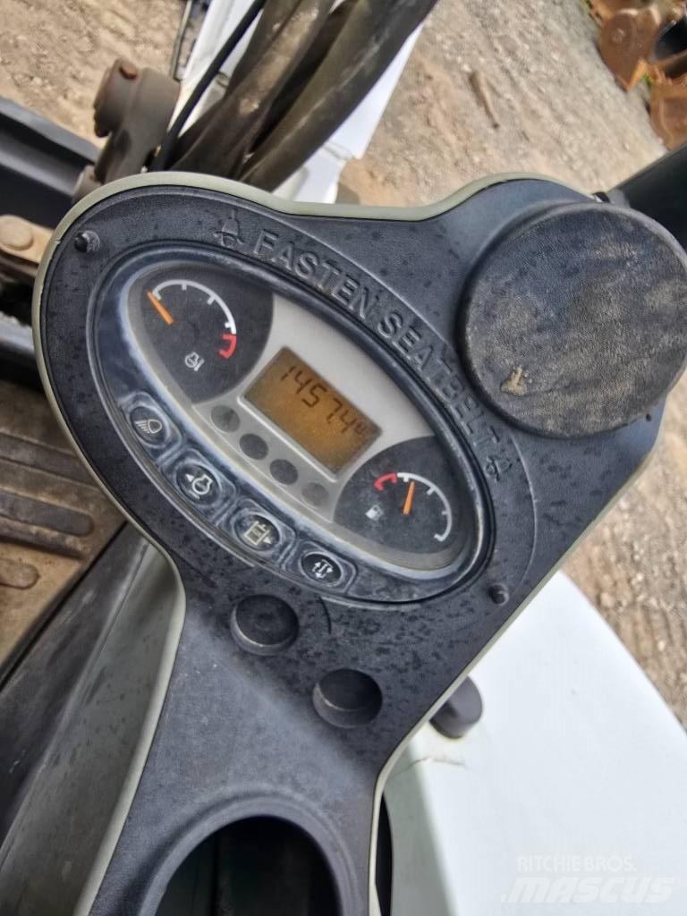 Bobcat E 50 Mini pelle < 7t