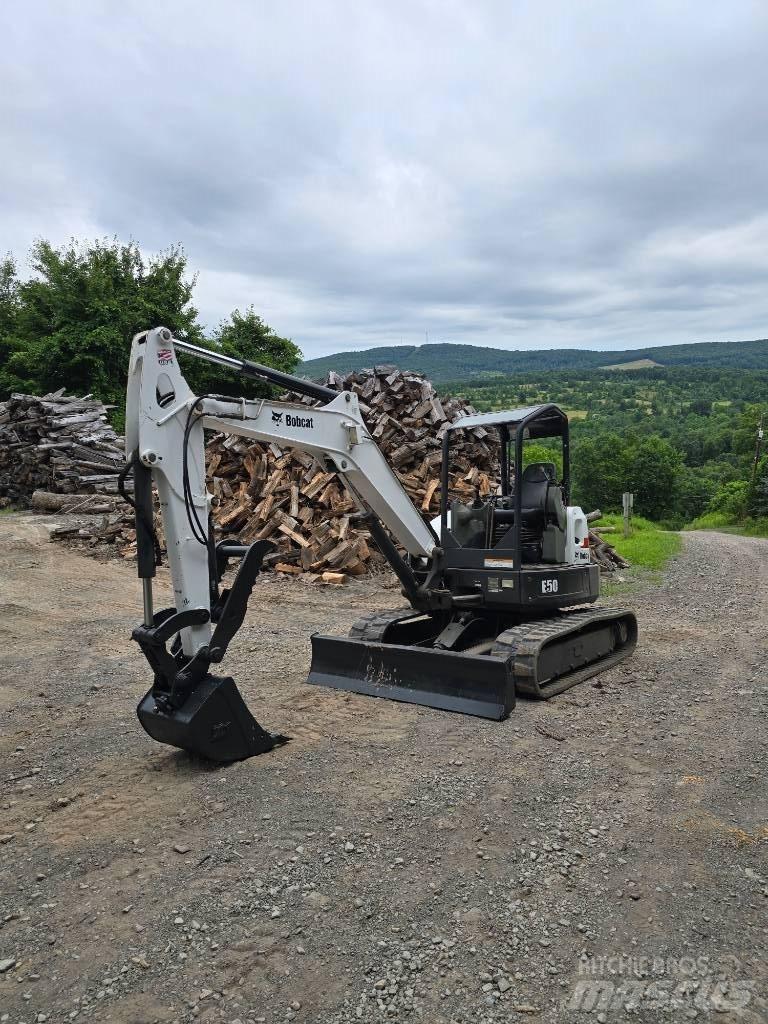 Bobcat E 50 Mini pelle < 7t