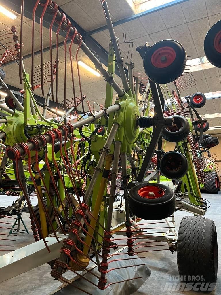 CLAAS LINER 3500 HHV Rateau faneur