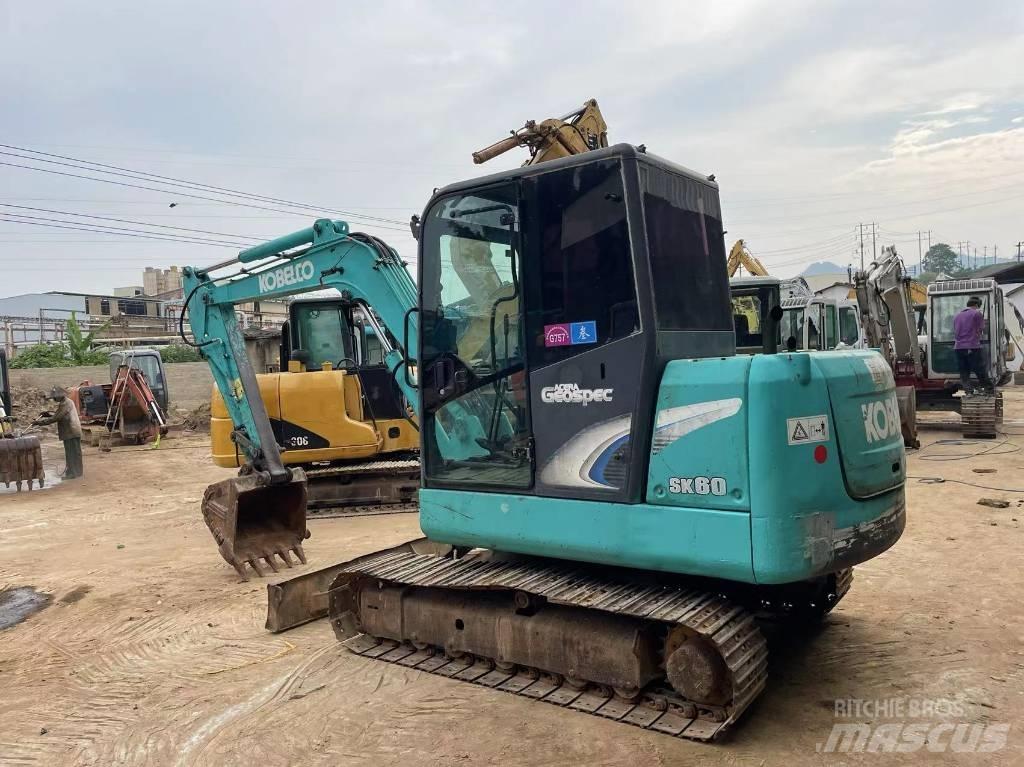 Kobelco SK 60-8 Pelle sur chenilles