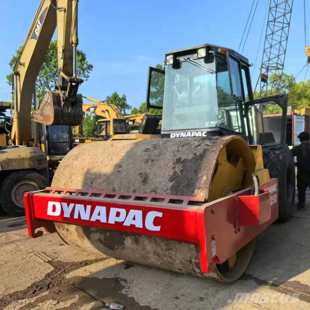 Dynapac CA 25 D Rouleaux monocylindre