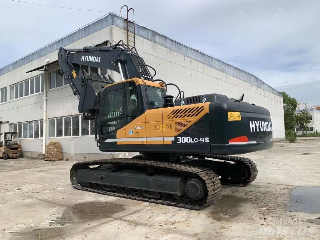 Hyundai R300LC-9S Pelle sur chenilles