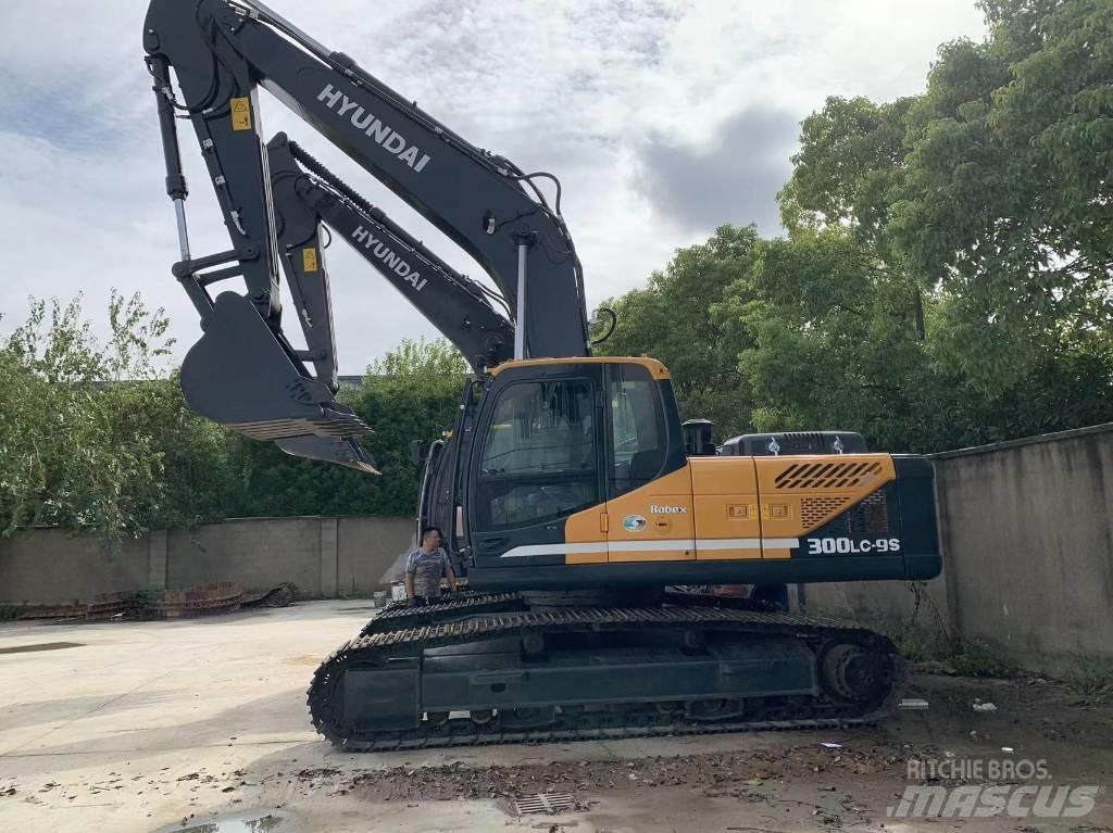 Hyundai R300LC-9S Pelle sur chenilles