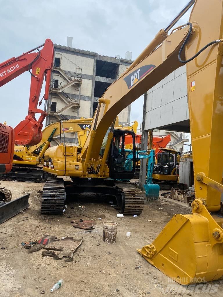 CAT 320 C L Pelle sur chenilles