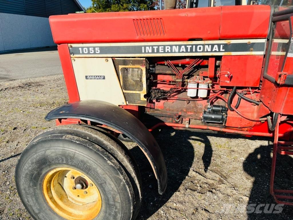 International 1055 Tracteur