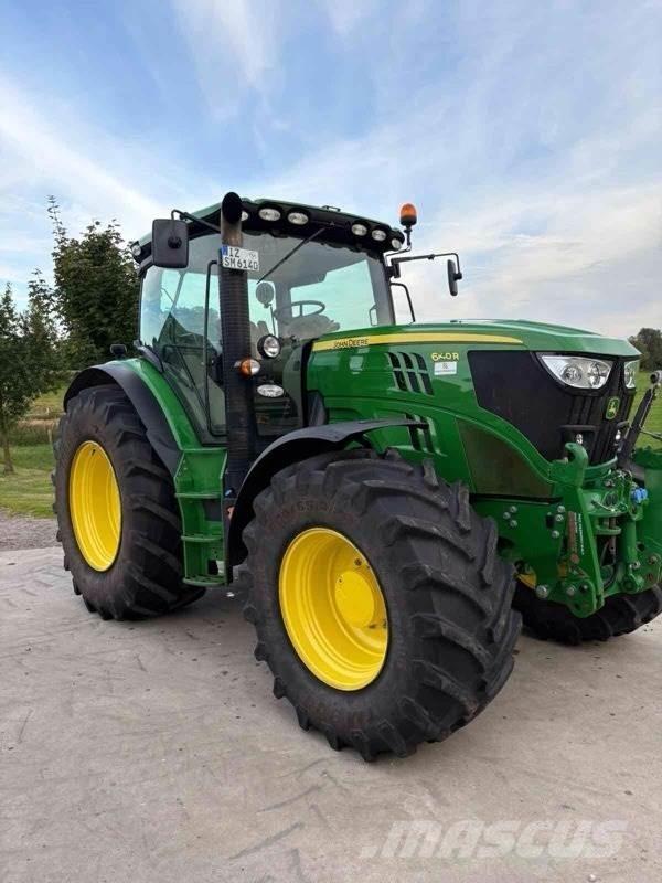 John Deere 6140R Tracteur