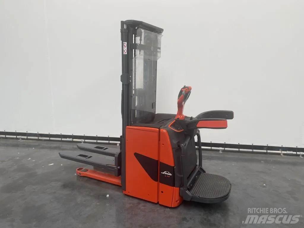 Linde L 14 AP Gerbeur accompagnant