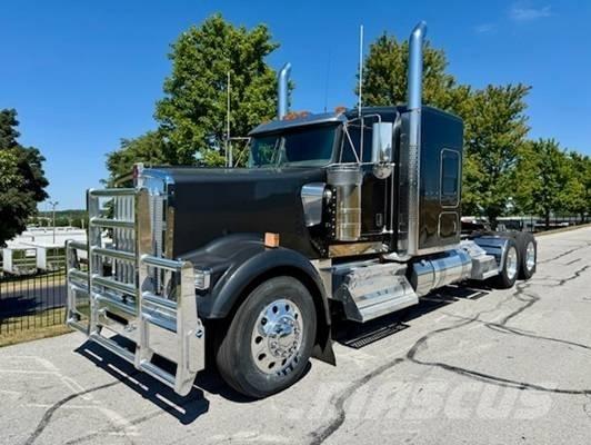 Kenworth W 900 Tracteur routier