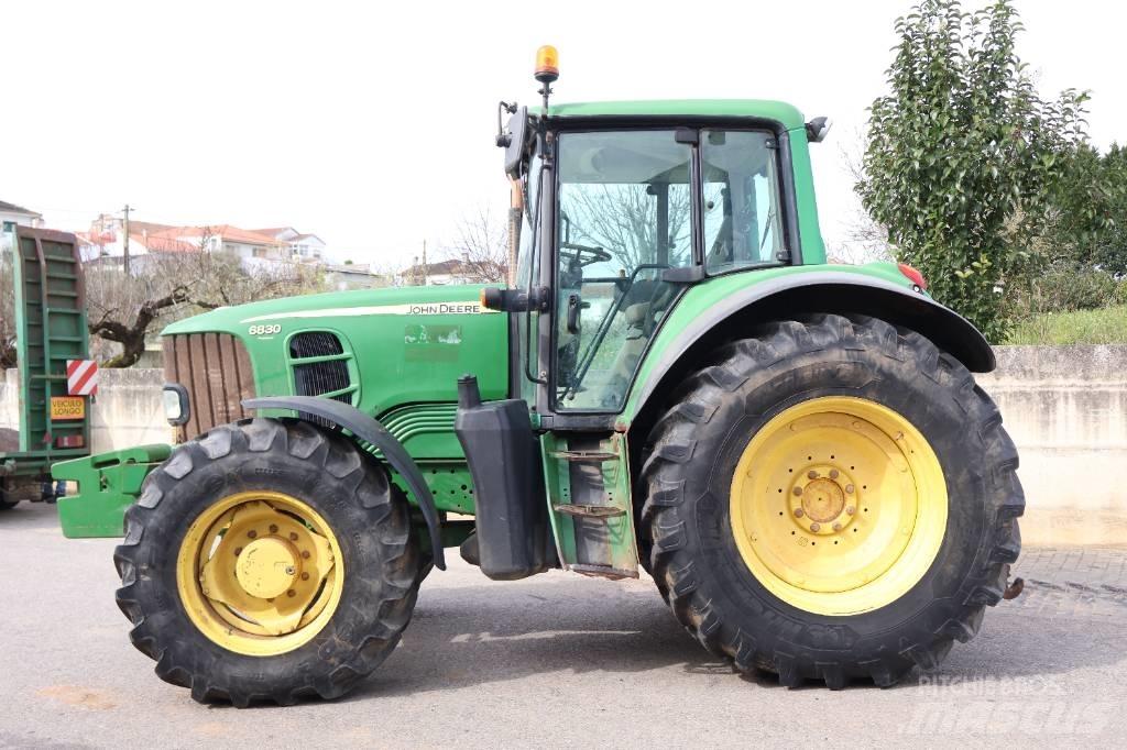 John Deere 6830 Tracteur