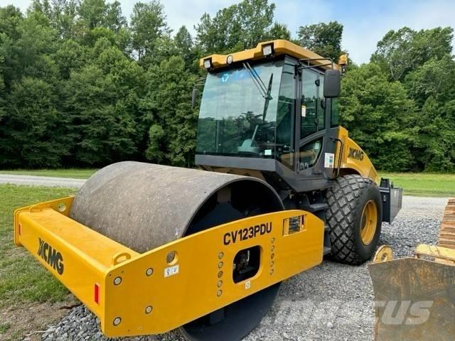 XCMG CV 123 PDU Rouleaux monocylindre
