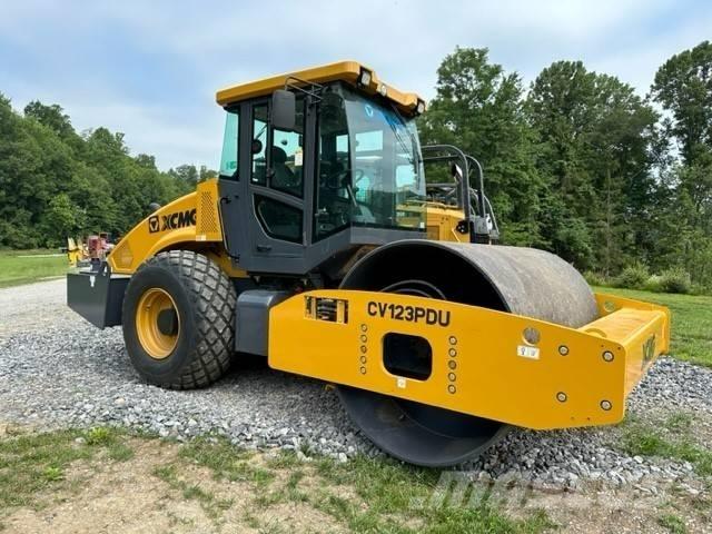 XCMG CV 123 PDU Rouleaux monocylindre