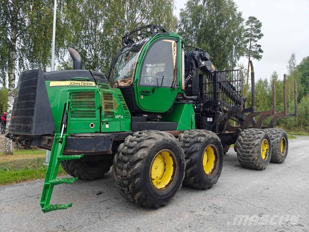 John Deere 1270 E Abatteuse