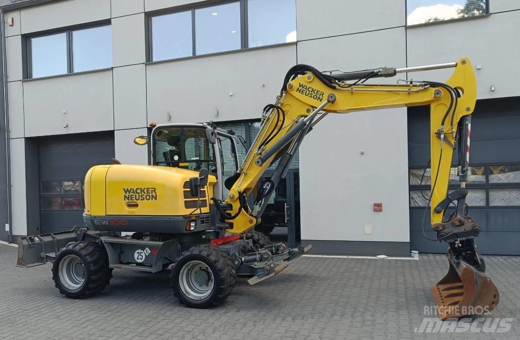 Wacker Neuson EW 100 Pelle sur pneus