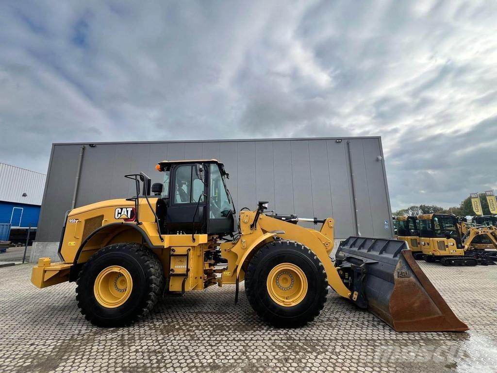 CAT 950GC Chargeuse sur pneus