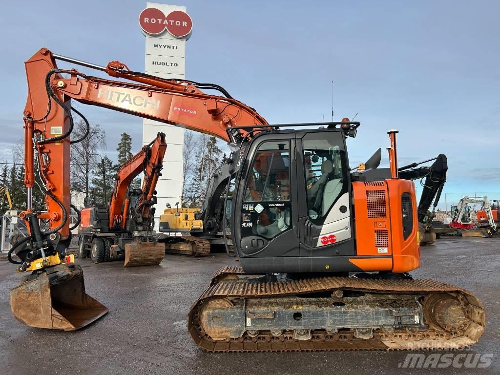 Hitachi ZX 135 US-6 Pelle sur chenilles