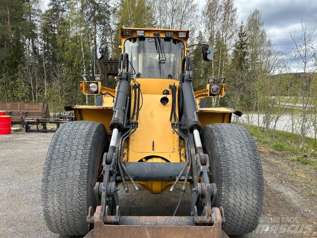 Volvo L 120 Chargeuse sur pneus