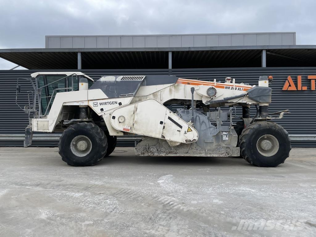 Wirtgen WR 200 XLI Recycleur bitume