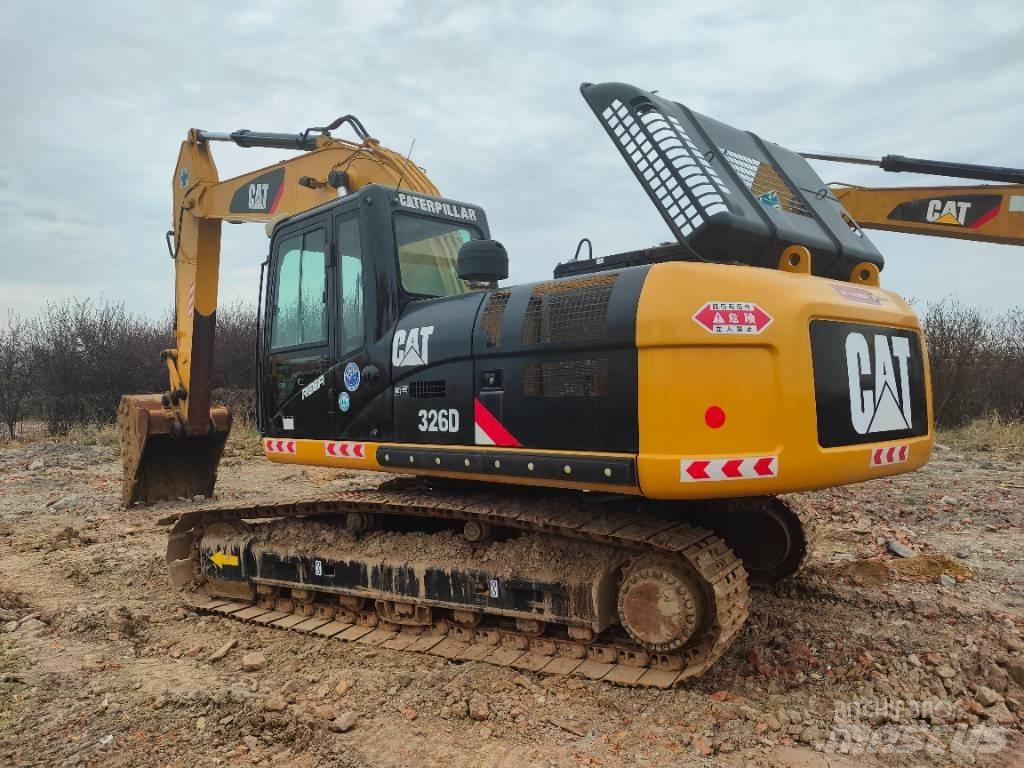 CAT 326D Pelle sur chenilles