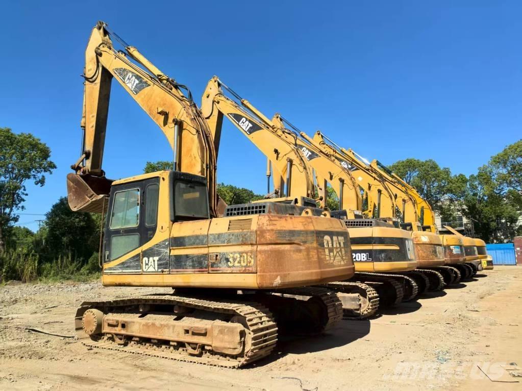 CAT 320 B L Pelle sur chenilles