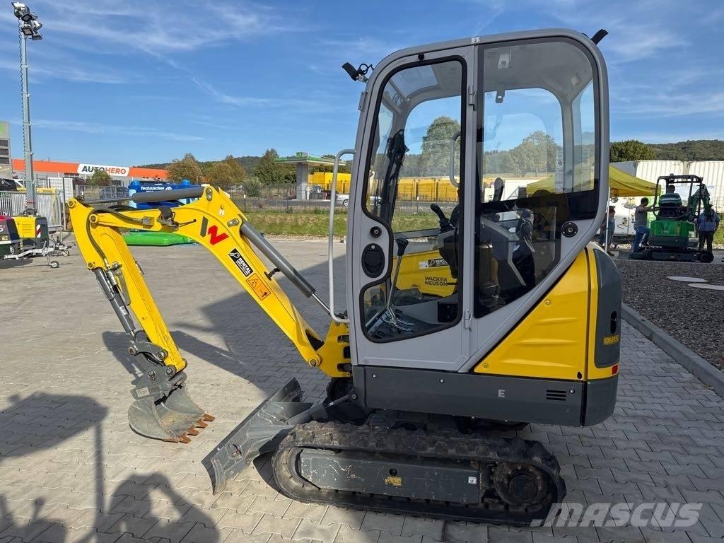 Wacker Neuson ET16 Pelle sur chenilles