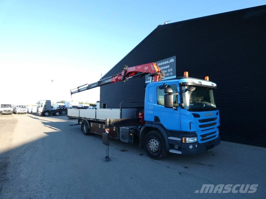 Scania P 320 Camion plateau ridelle avec grue
