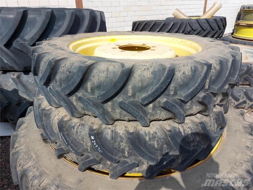 Kleber 270/95R32 Pneus, roues et jantes