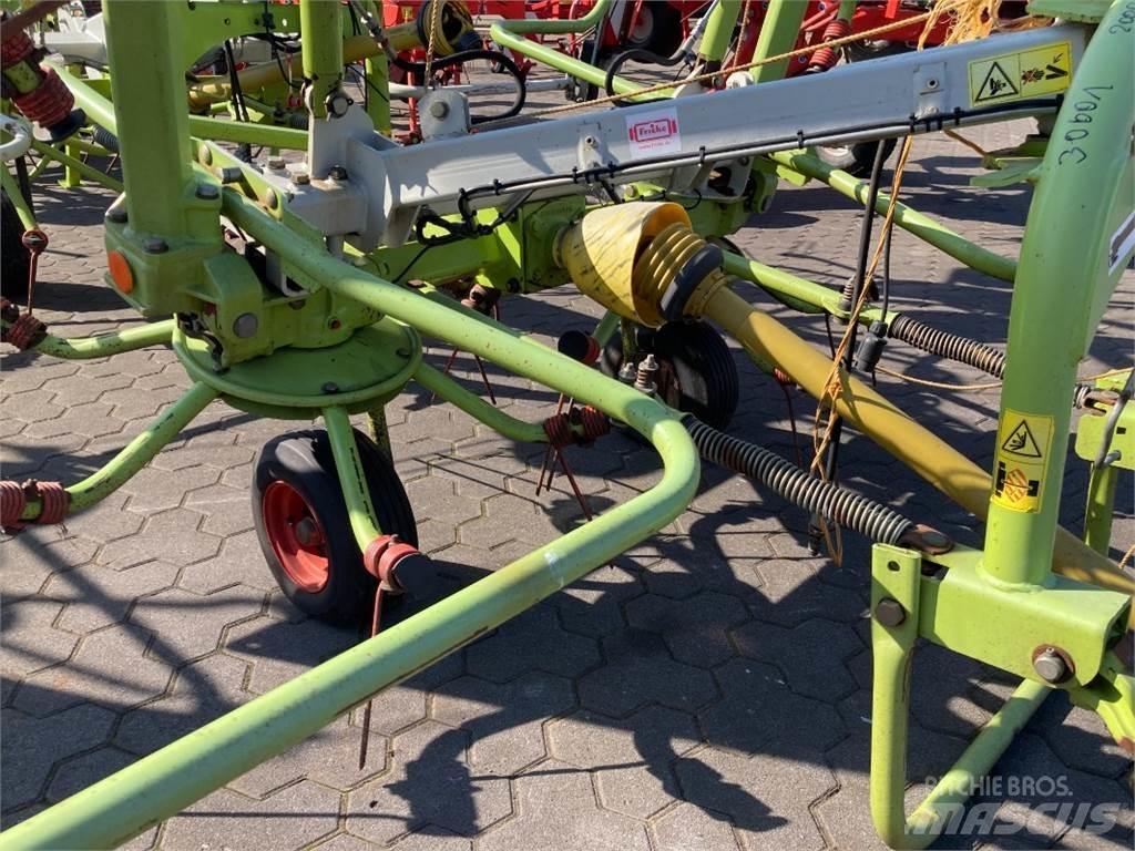 CLAAS Volto 670 Rateau faneur