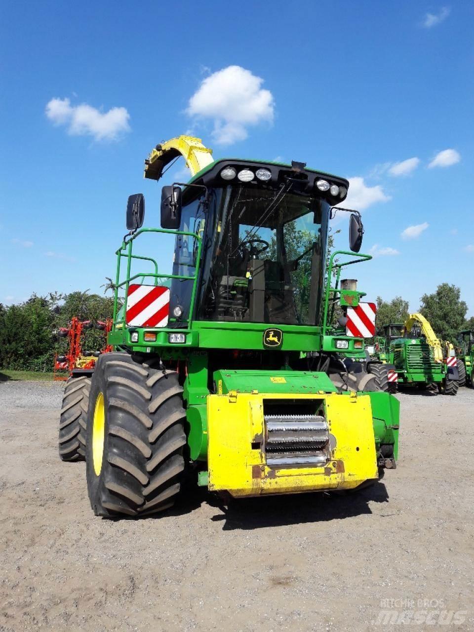 John Deere 7350 Ensileuse automotrice
