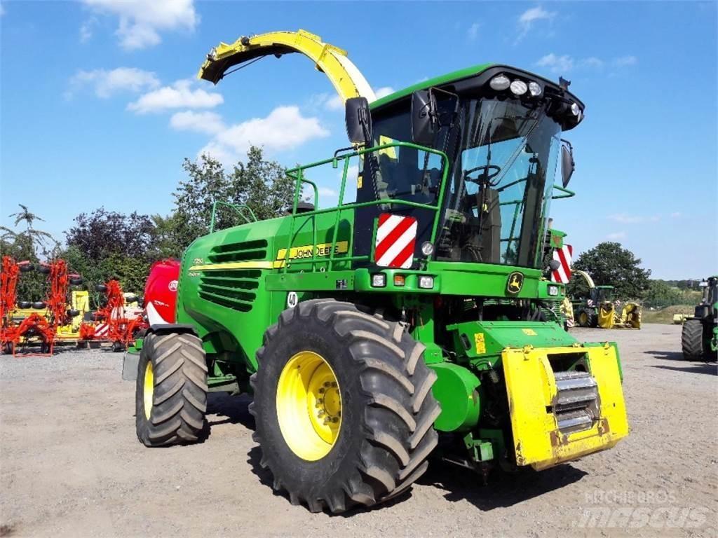 John Deere 7350 Ensileuse automotrice