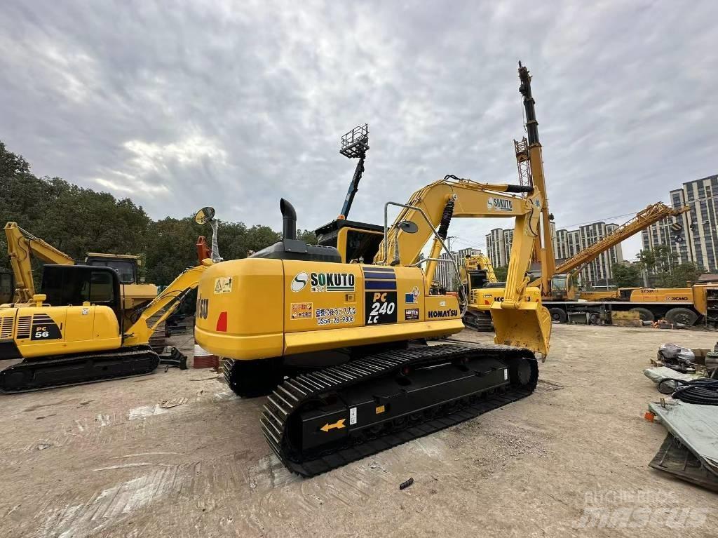 Komatsu PC 240 Pelle sur chenilles