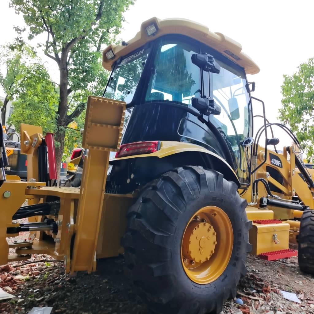 CAT 420 F Tractopelle