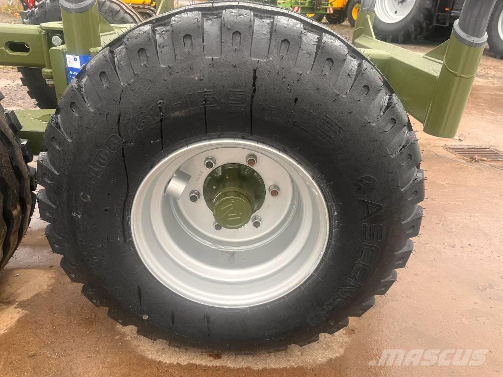 Farma T9 DS Remorque forestière avec grue