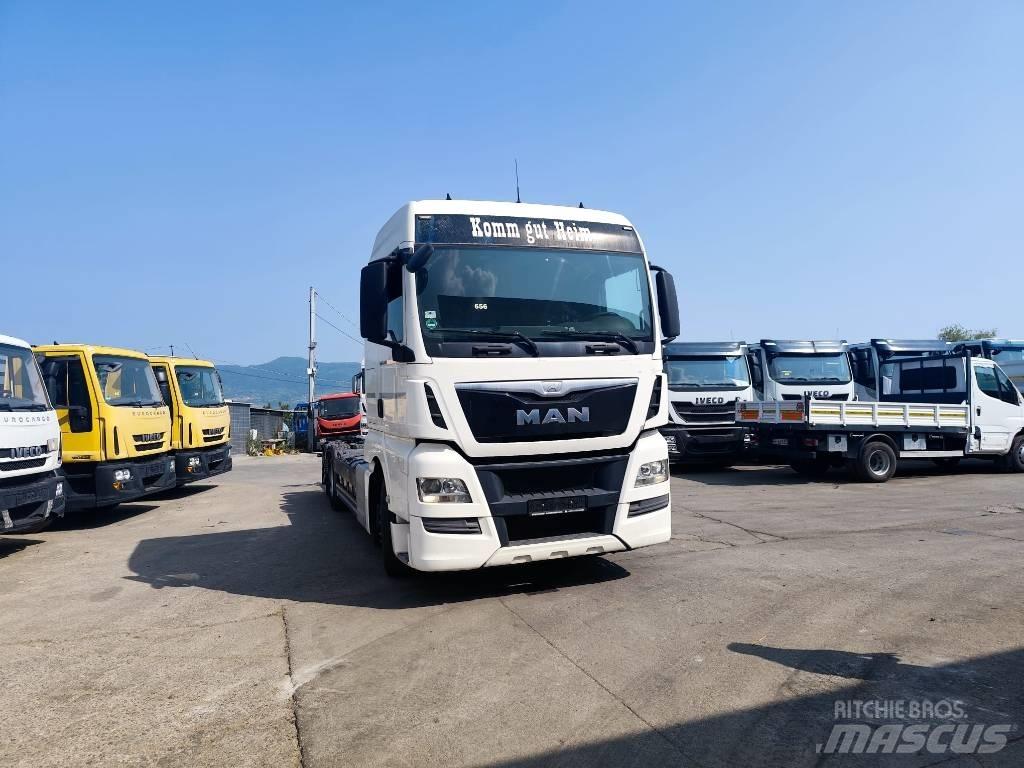 MAN TGX 26.440 Camion treuil