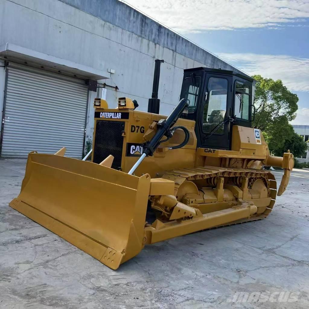 CAT D 7 G Niveleuse