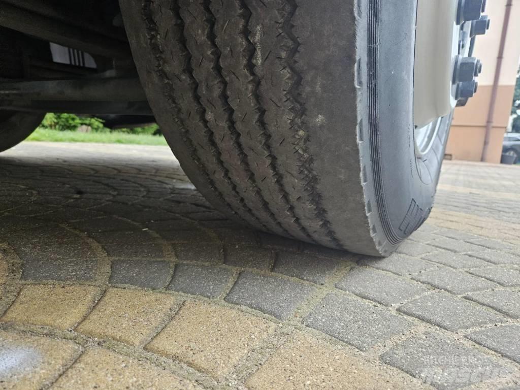 Scania 124 L 420 Tracteur routier