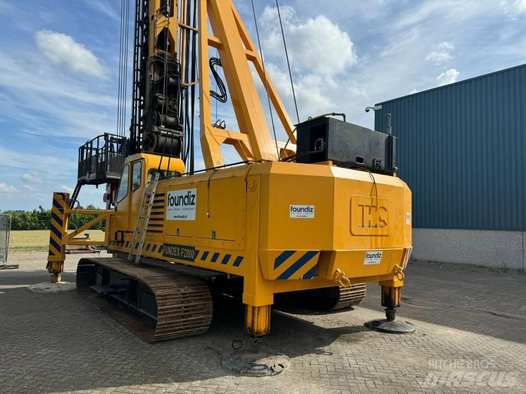  Fundex F2800 Pelle enfonce-pieux