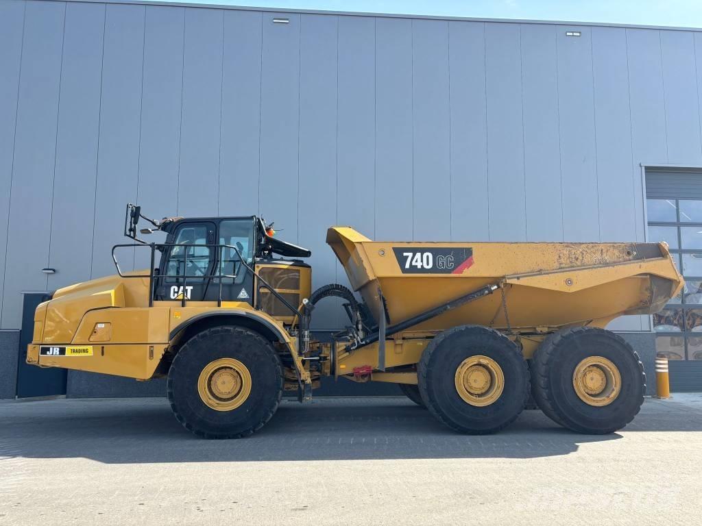 CAT 740 GC Tombereau articulé