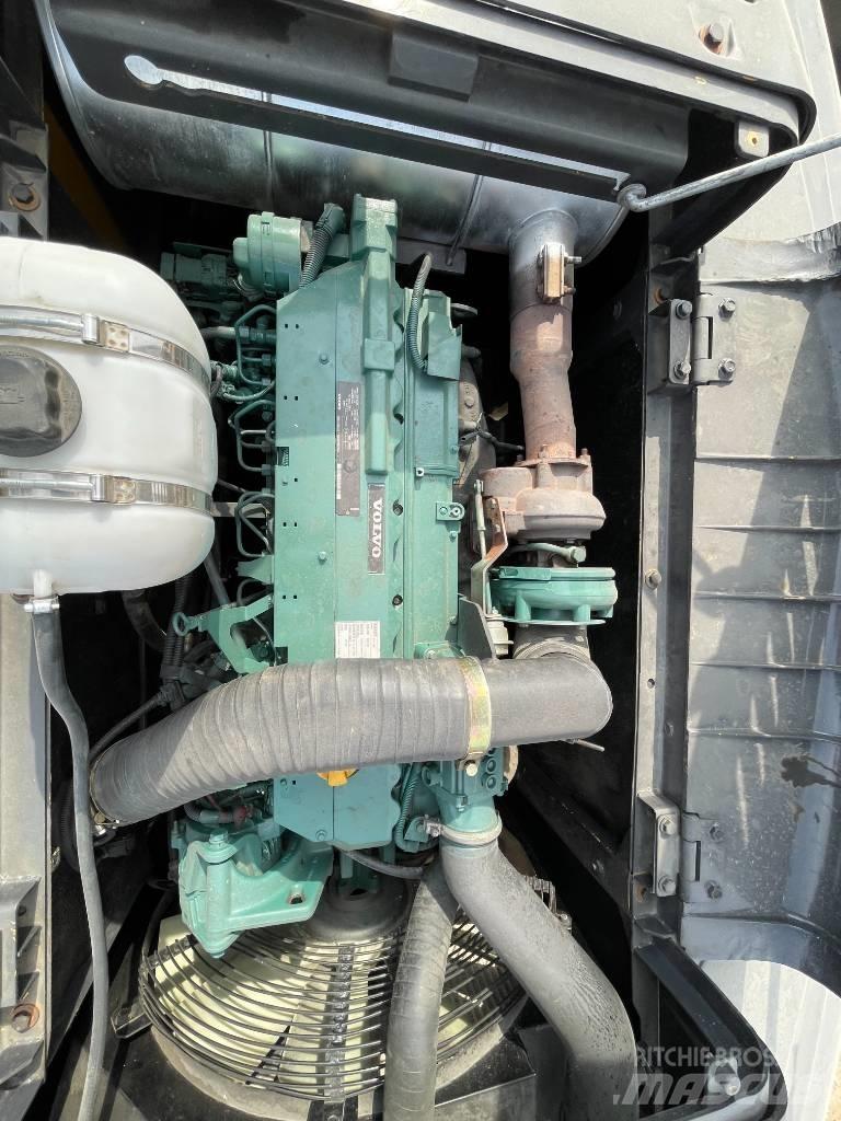 Volvo 290 Pelle sur chenilles