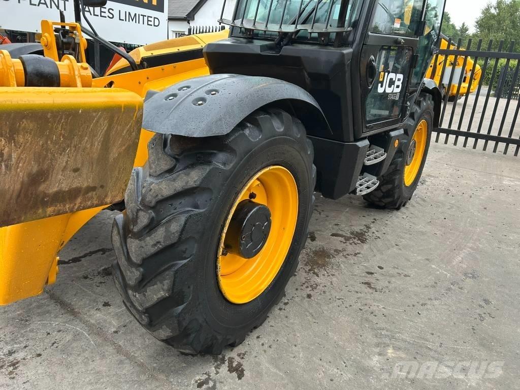 JCB 540-140 Chariot télescopique