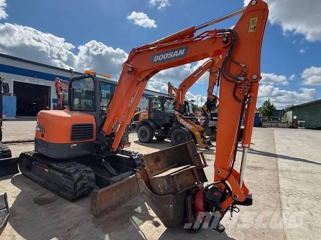 Doosan DX 62 R-3 Mini pelle < 7t