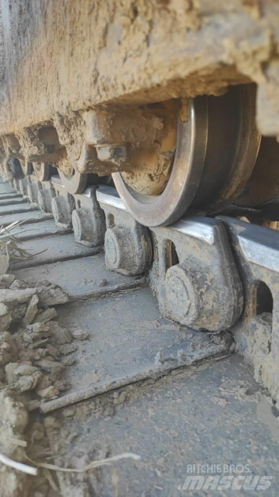 CAT D 6 R Bouteurs sur chenilles