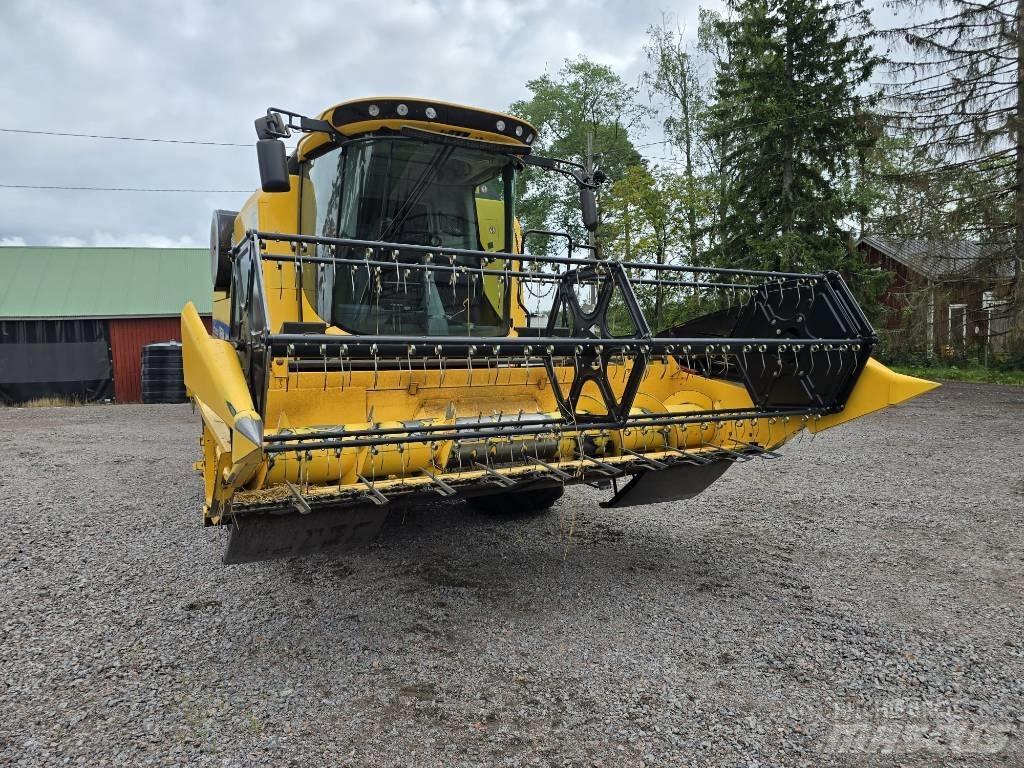 New Holland TC 4.90 Moissonneuse batteuse